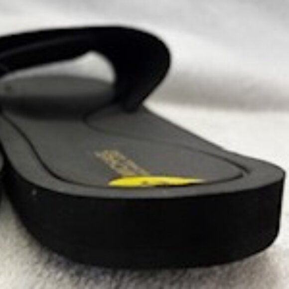 2nd pair - Michael Kors 'Wade" slides in signature logo MK print NWT Size 9 - Picture 9 of 9